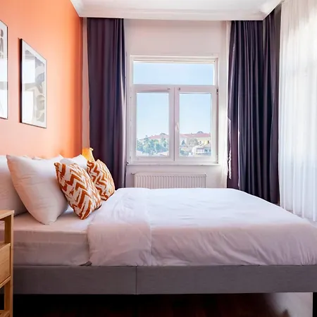 Spacious 3br In - 2 Bathrooms شقة اسطنبول