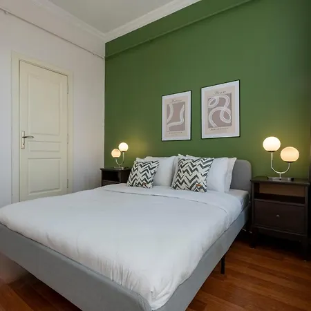 Apartment Spacious 3br In - 2 Bathrooms Istanbul