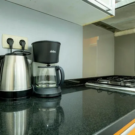 Spacious 3br In - 2 Bathrooms * اسطنبول