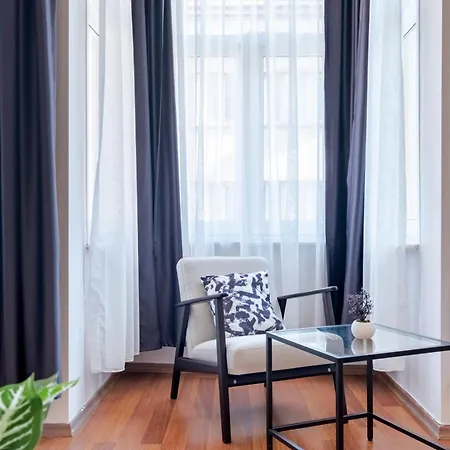 Spacious 3br In - 2 Bathrooms *